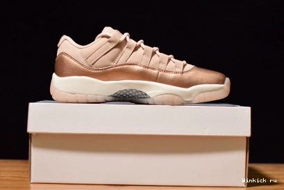 ROSE 11 (W) JORDAN RETRO GOLD - LOW 0811